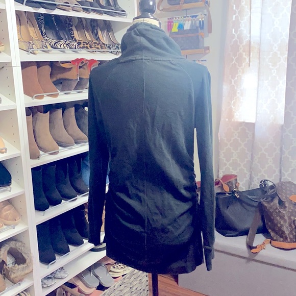 My go to maternity sweatshirt - Picture 4 of 5